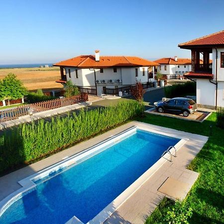 Generaator House Villa Aheloj Kültér fotó