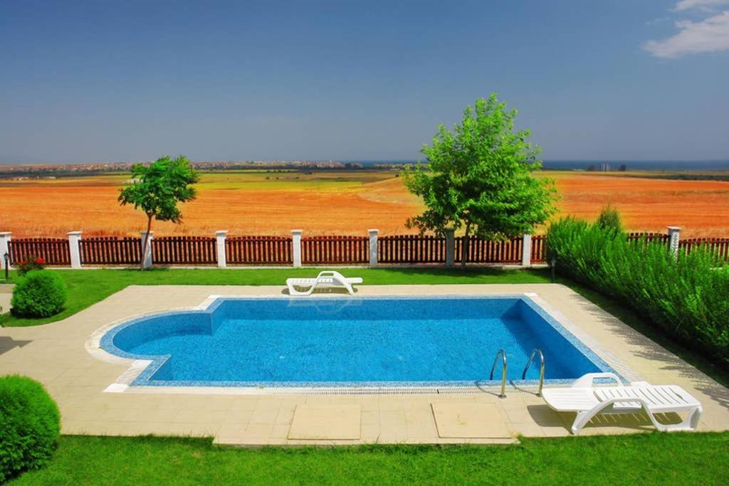 Generaator House Villa Aheloj Kültér fotó