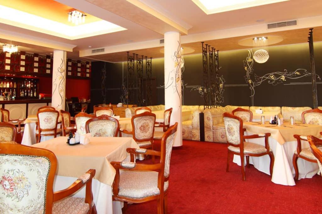 Generaator House Villa Aheloj Kültér fotó