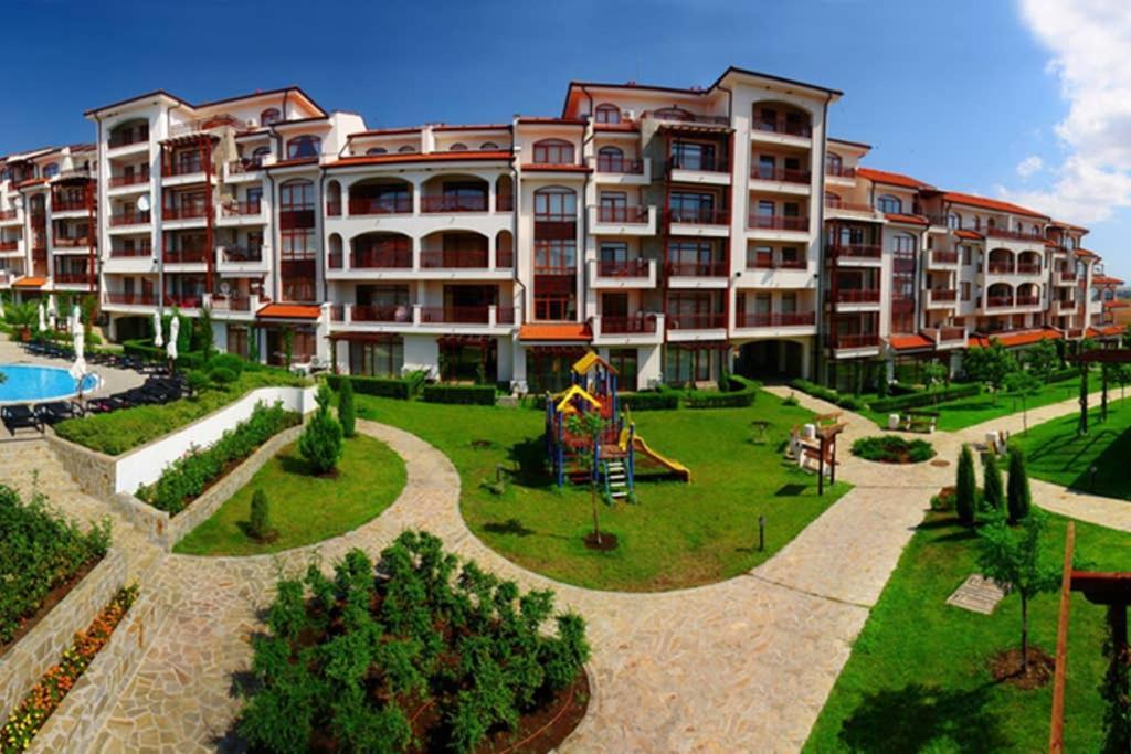Generaator House Villa Aheloj Kültér fotó